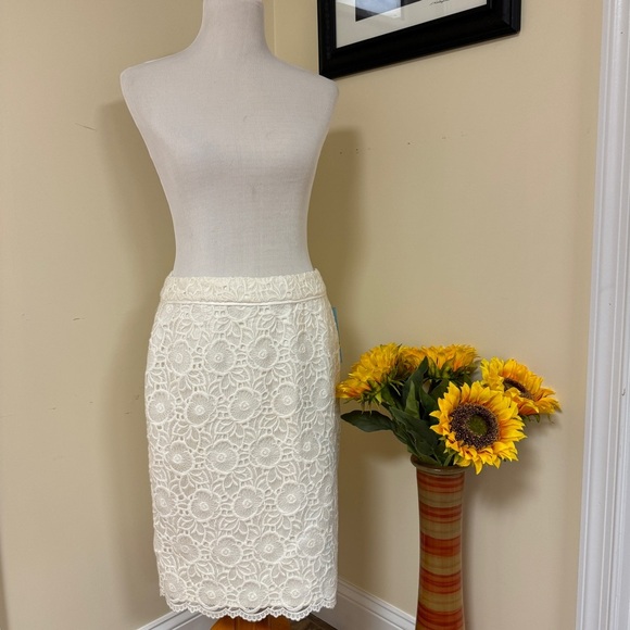 NWT Antonio Milano Becca Buttercup Fields Ivory Lace Skirt Sz 6 - Picture 1 of 5